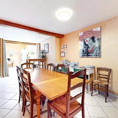 3 Bedroom In Holiday home *