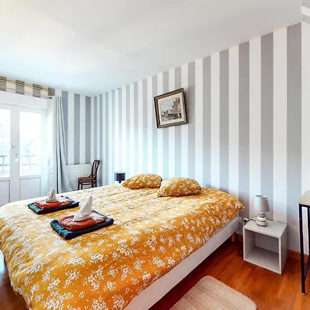 Hébergement de vacances 3 Bedroom In *